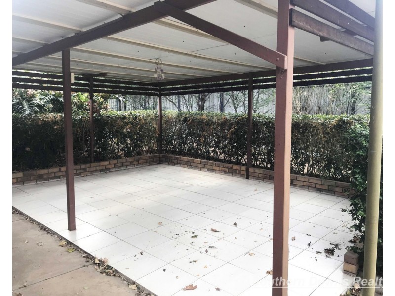 79 Baguley Street, Warwick QLD 4370