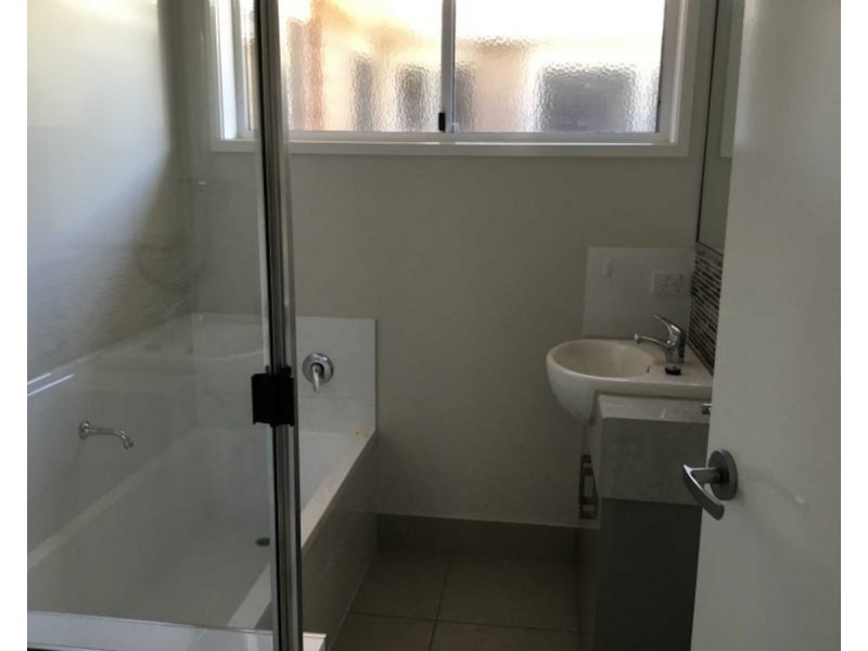 1/43 Pratten Street, Warwick QLD 4370