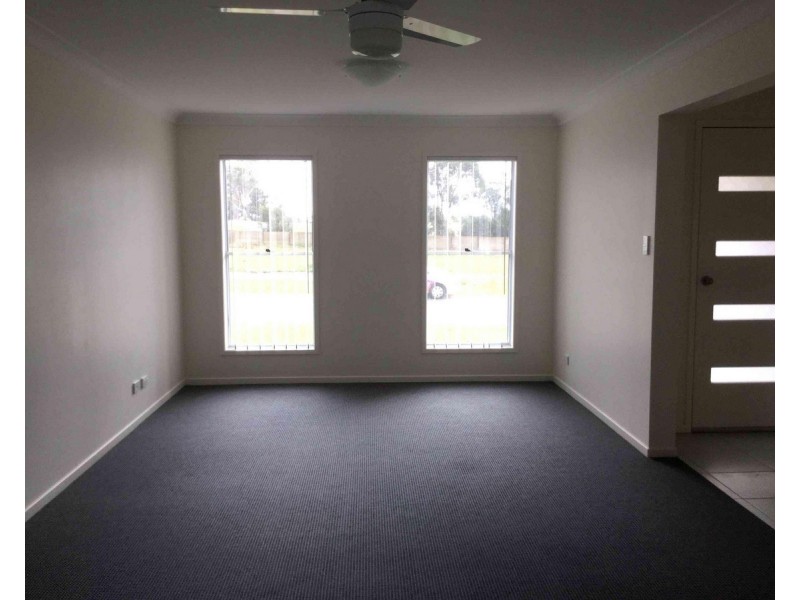 57 Maynes Street, Rosenthal Heights QLD 4370