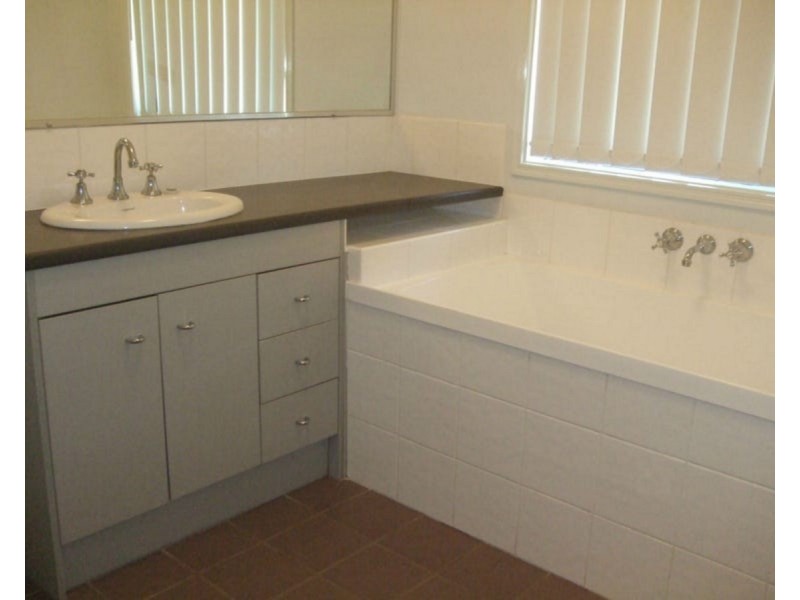 23 Rose Lea Court, Warwick QLD 4370