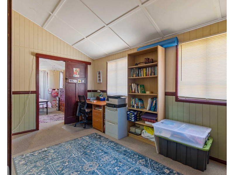 104 Pratten Street, Warwick QLD 4370