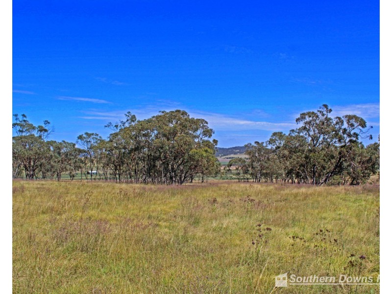 105 Perquins Road, Freestone QLD 4370