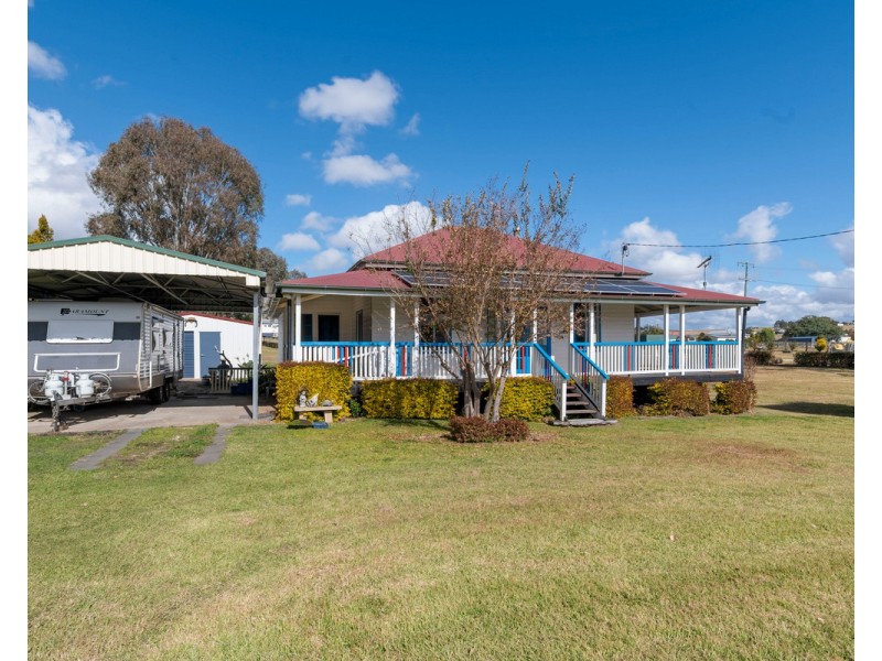 76 Acacia Street, Killarney QLD 4373