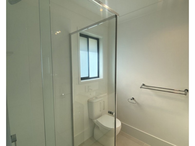 1/15 Compass Crt, Warwick QLD 4370