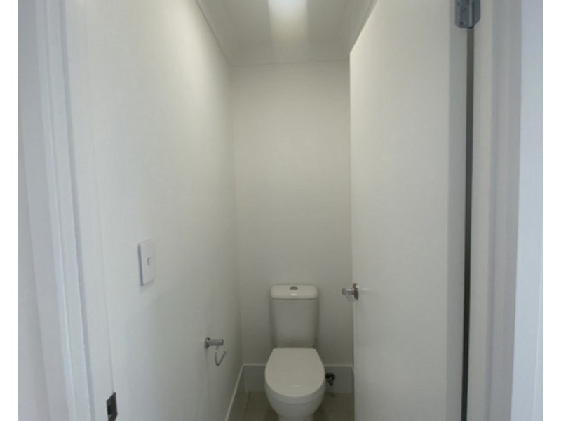 1/15 Compass Crt, Warwick QLD 4370