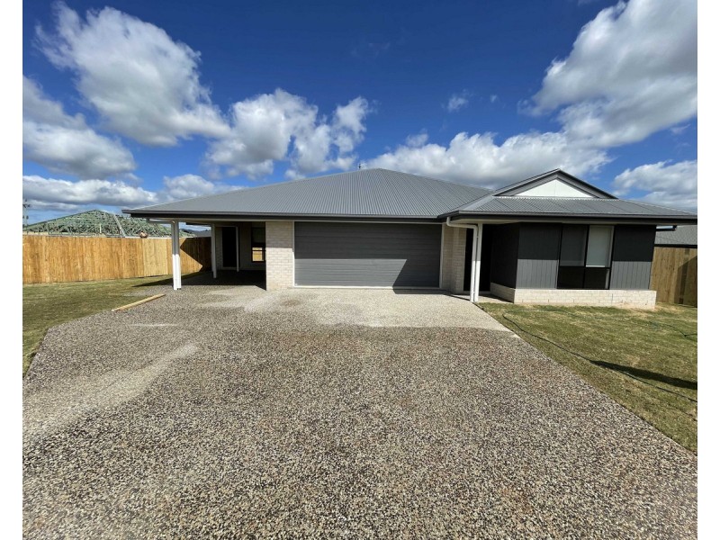 2/15 Compass Crt, Warwick QLD 4370