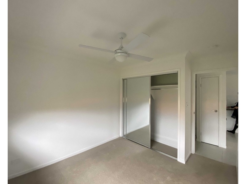 2/15 Compass Crt, Warwick QLD 4370