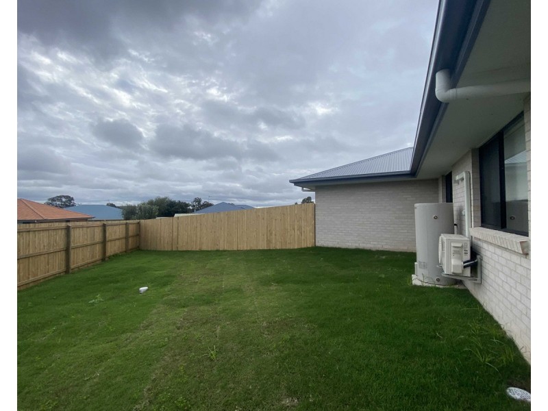 2/15 Compass Crt, Warwick QLD 4370