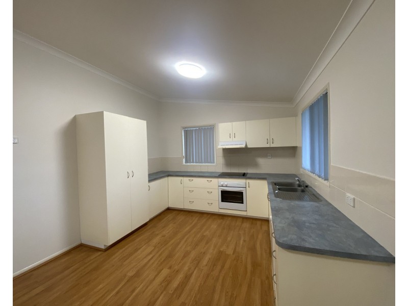 142 Dragon Street, Warwick QLD 4370