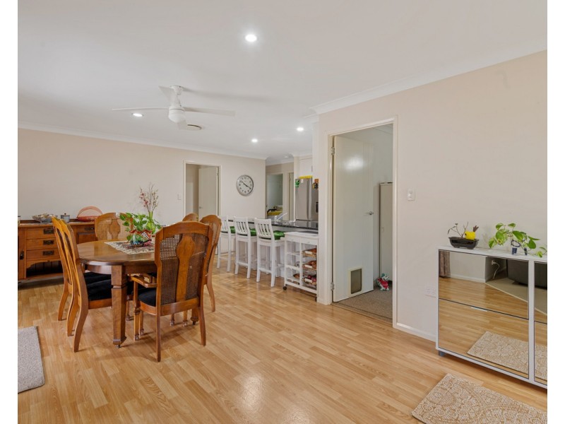 26 Allora Street, Hendon QLD 4362