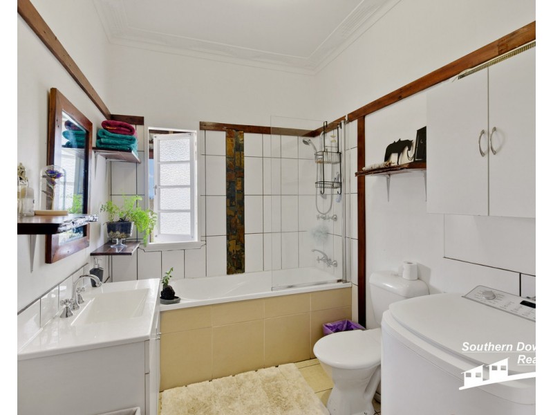 215 Kirklands Road, Deuchar QLD 4362
