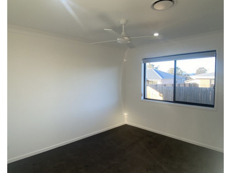 10-12 Compass Court, Warwick QLD 4370