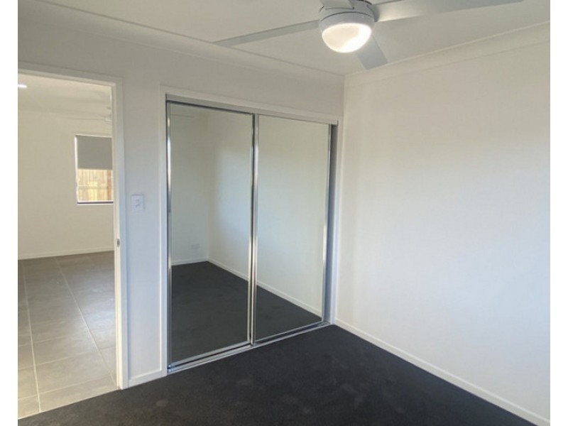 10-12 Compass Court, Warwick QLD 4370