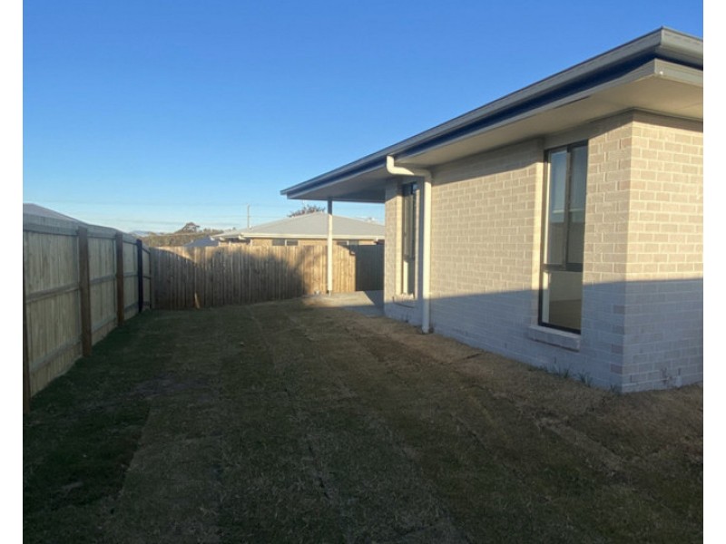 10-12 Compass Court, Warwick QLD 4370