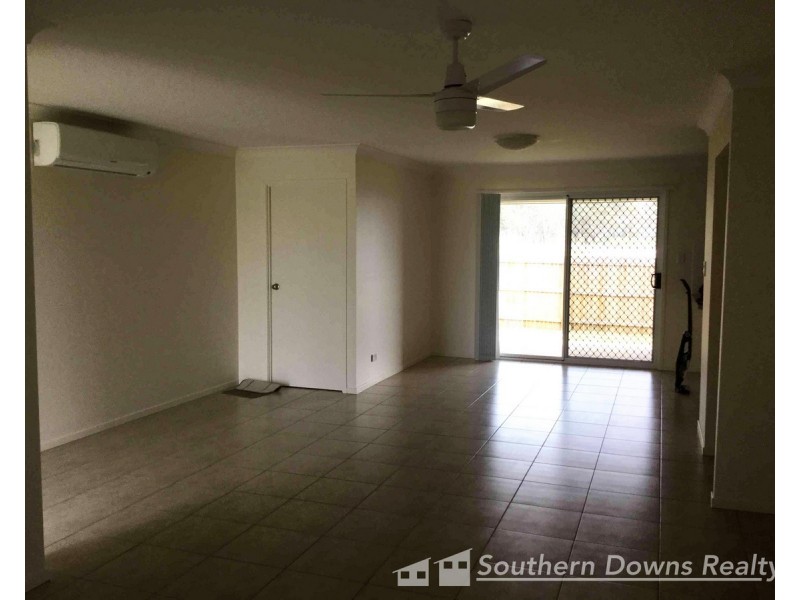 1 Olsen Street, Warwick QLD 4370