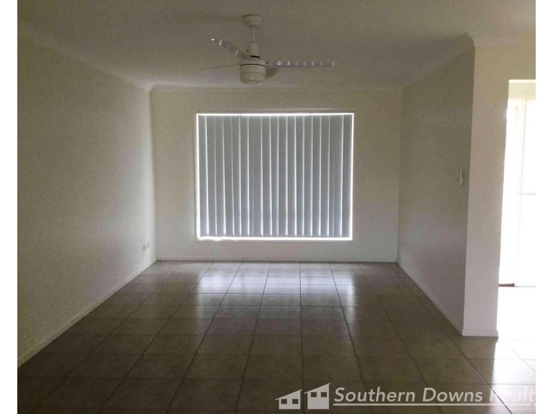 1 Olsen Street, Warwick QLD 4370
