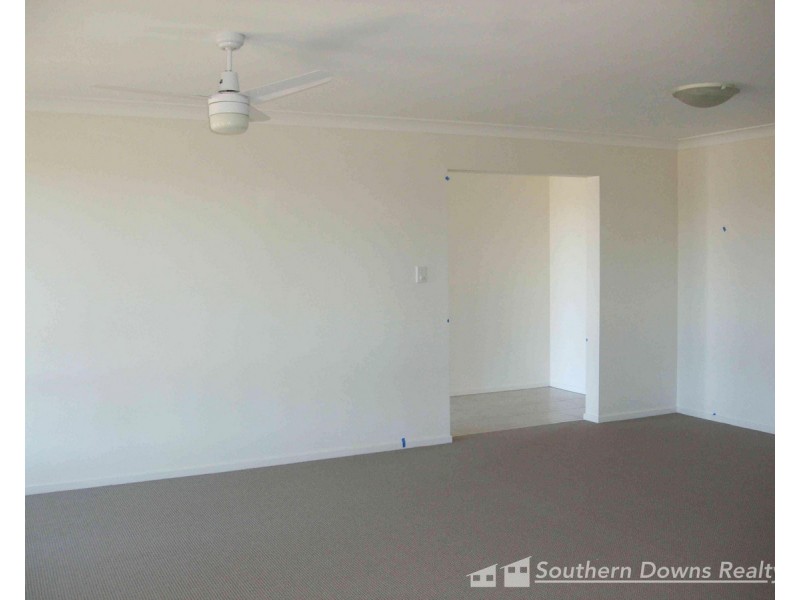 1 Olsen Street, Warwick QLD 4370