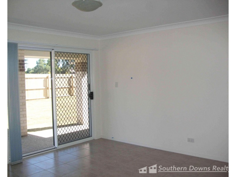 1 Olsen Street, Warwick QLD 4370