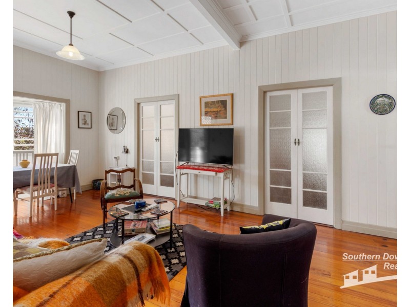 64 Wantley Street, Warwick QLD 4370