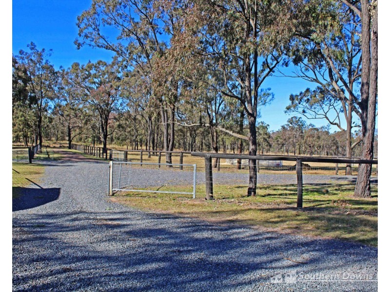 169 Big Hill Road, Pratten QLD 4370