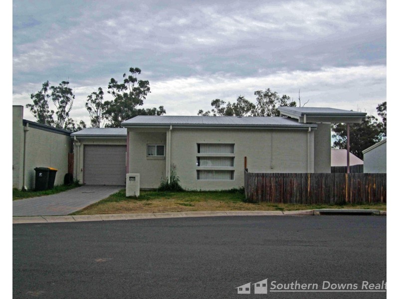 12 Augusta Close, Warwick QLD 4370