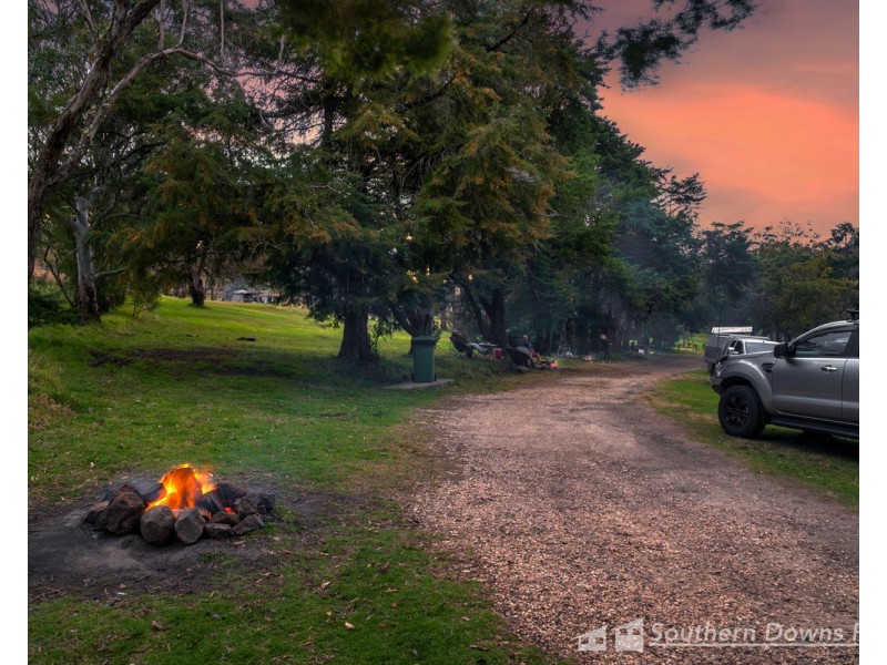 676 Spring Creek Road, The Falls QLD 4373