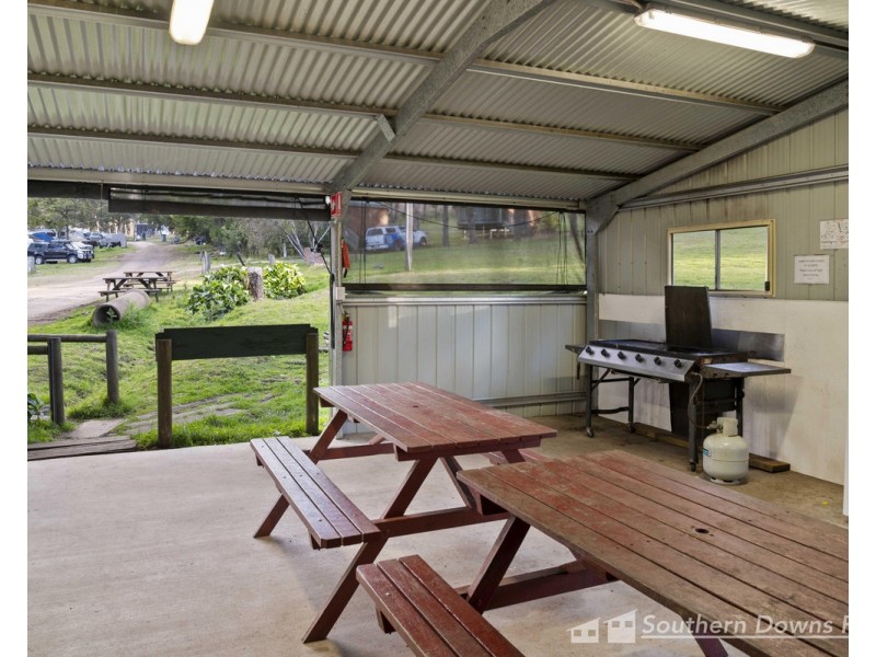 676 Spring Creek Road, The Falls QLD 4373