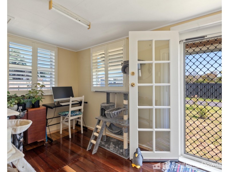66 Myrtle Avenue, Warwick QLD 4370