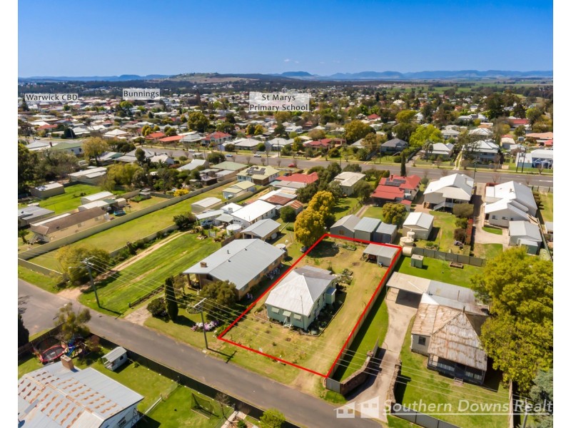 66 Myrtle Avenue, Warwick QLD 4370