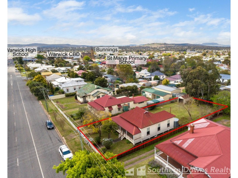 90 Guy Street, Warwick QLD 4370