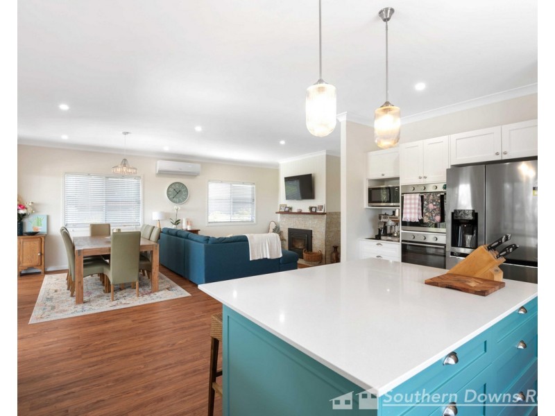 13 Weewondilla Road, Warwick QLD 4370