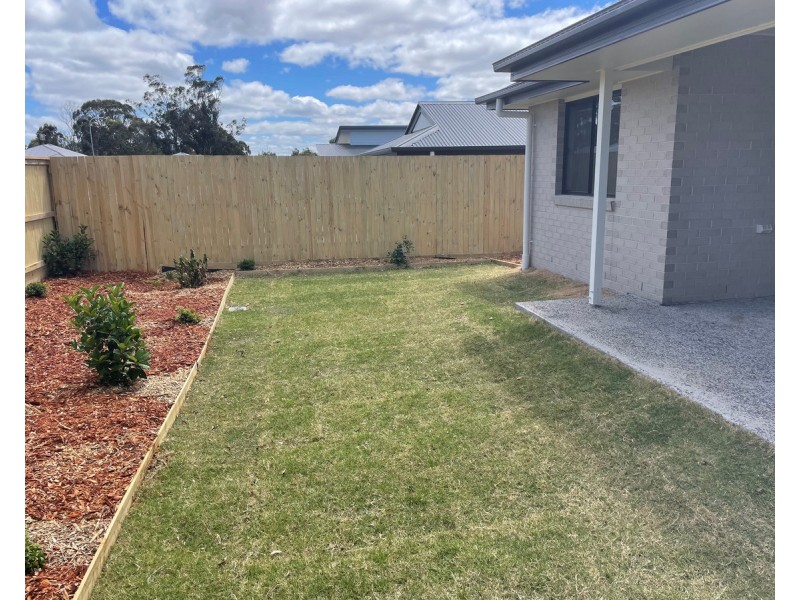 1/2-4 Compass Crt, Warwick QLD 4370