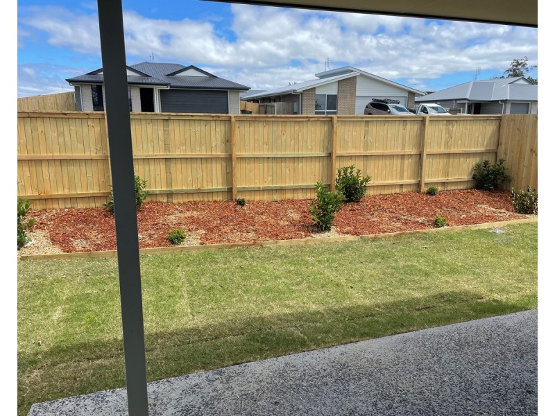 1/2-4 Compass Crt, Warwick QLD 4370