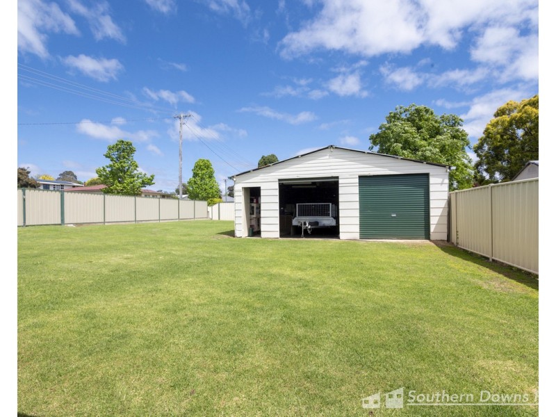 19 William Street, Warwick QLD 4370