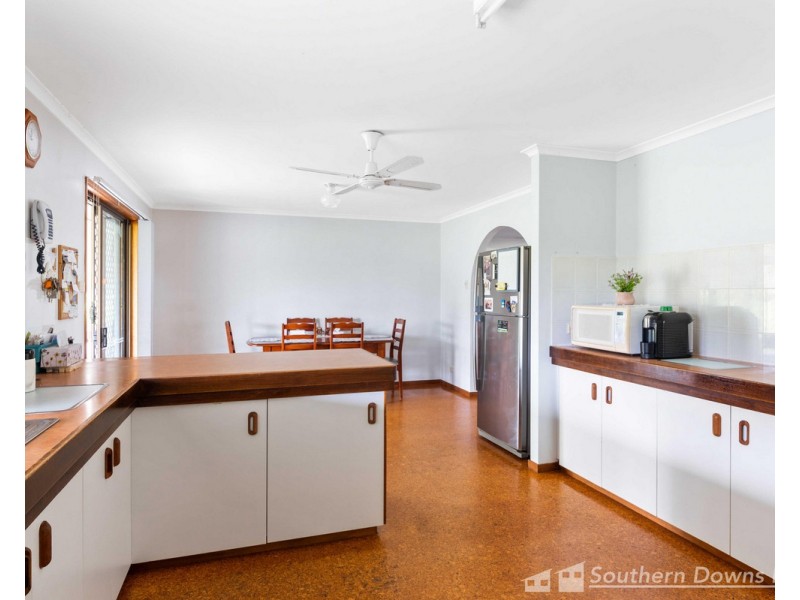 330 Hendon Deuchar Road, Allora QLD 4362