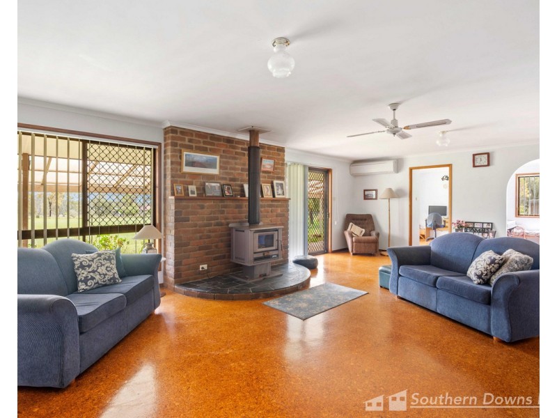 330 Hendon Deuchar Road, Allora QLD 4362