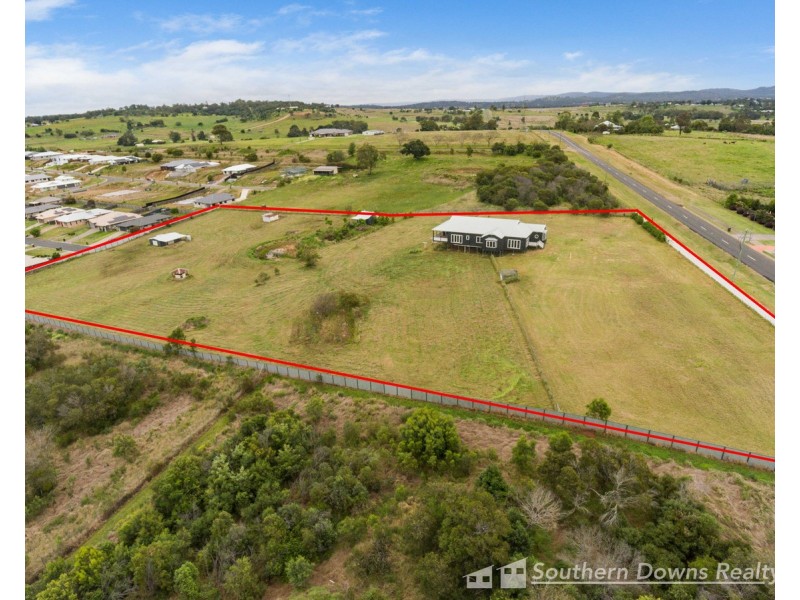 96 Glen Road, Rosenthal Heights QLD 4370