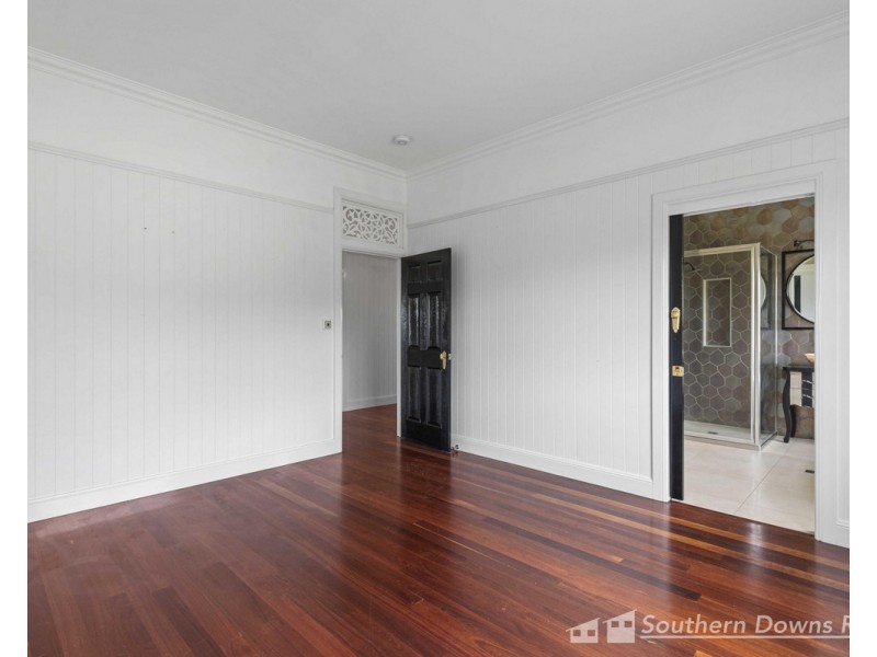 96 Glen Road, Rosenthal Heights QLD 4370