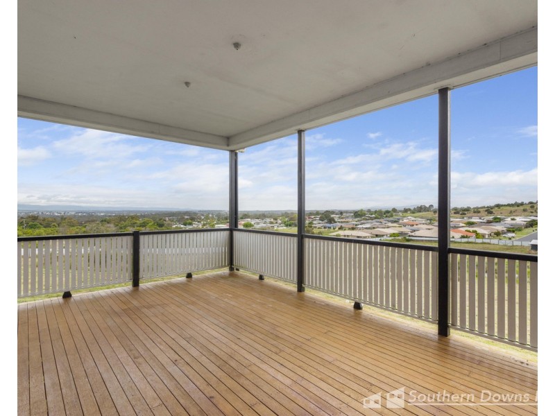 96 Glen Road, Rosenthal Heights QLD 4370