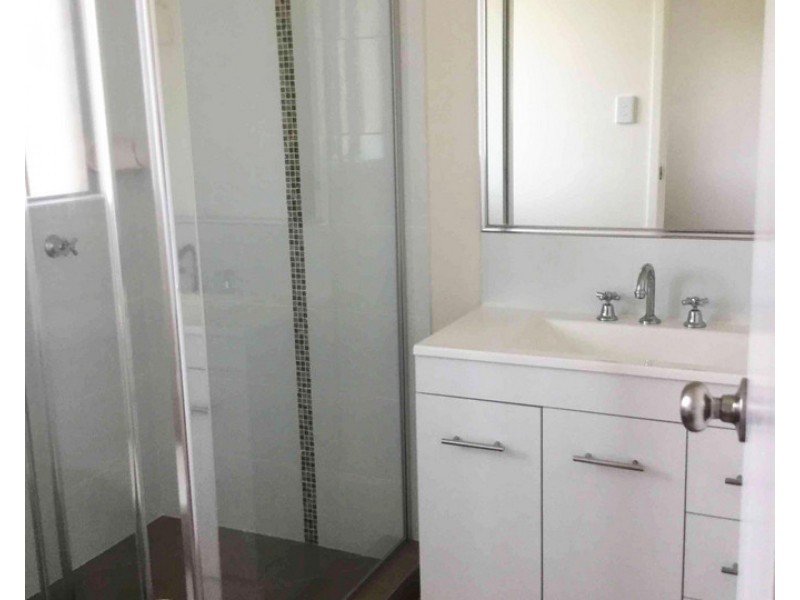 3 Bond Place, Warwick QLD 4370