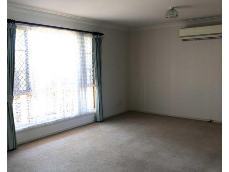 4 Flynn Drive, Warwick QLD 4370
