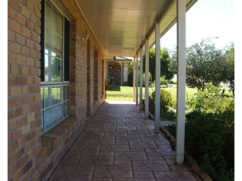 4 Flynn Drive, Warwick QLD 4370