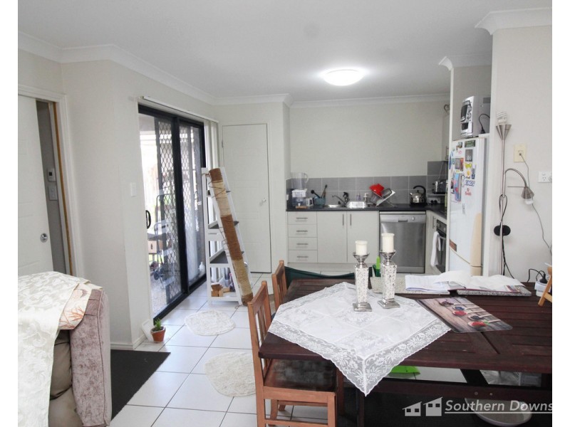 1 & 2/9 Affinity Drive, Rosenthal Heights QLD 4370