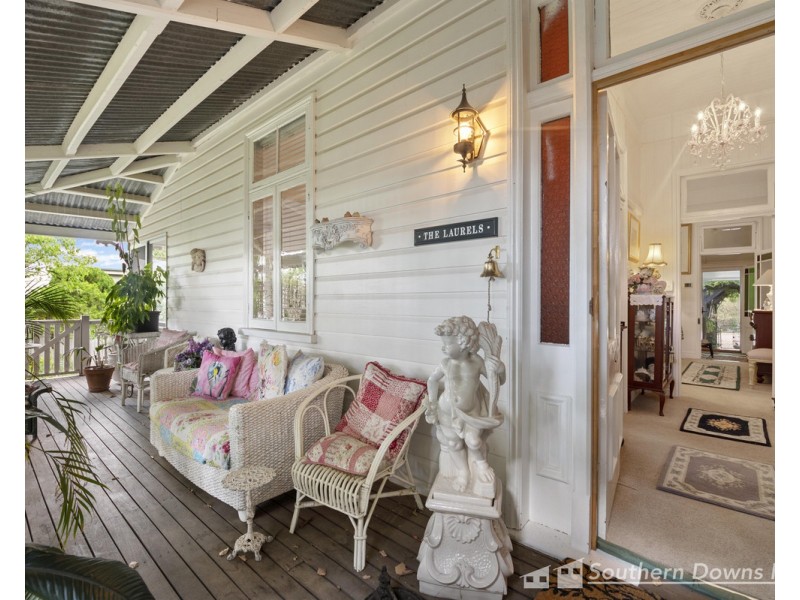 54 Locke Street, Warwick QLD 4370