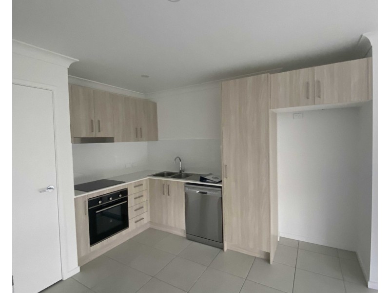 1/17 Compass Court, Warwick QLD 4370