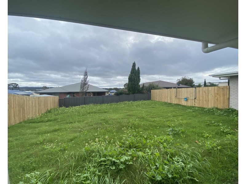 1/17 Compass Court, Warwick QLD 4370