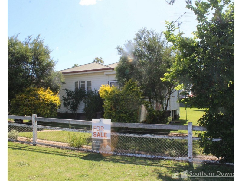 1 Clarke Street, Warwick QLD 4370