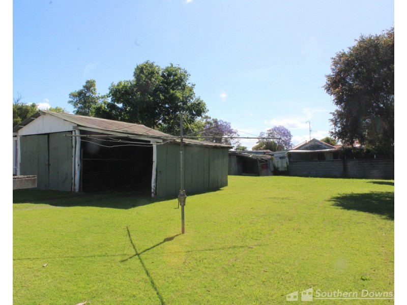 1 Clarke Street, Warwick QLD 4370