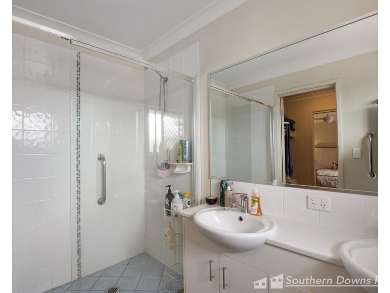 11 Natalia Court, Warwick QLD 4370