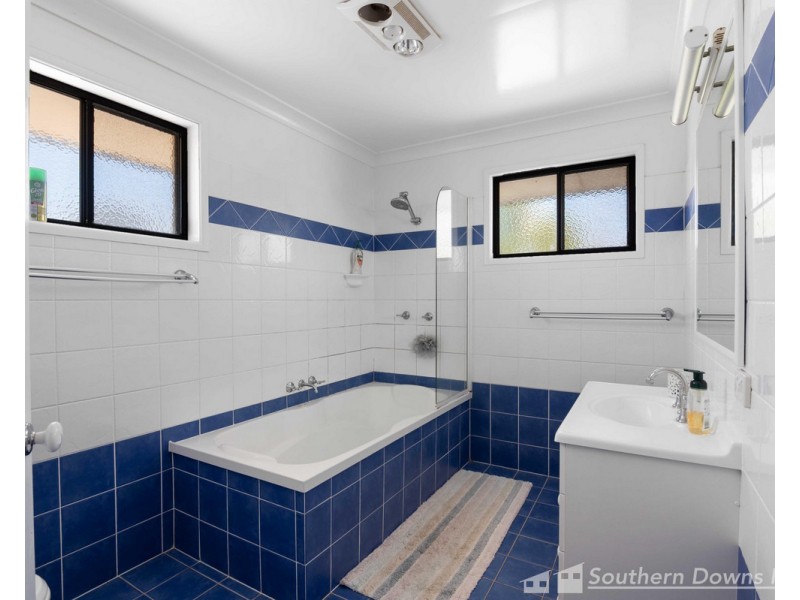 120 Tooth Street, Warwick QLD 4370